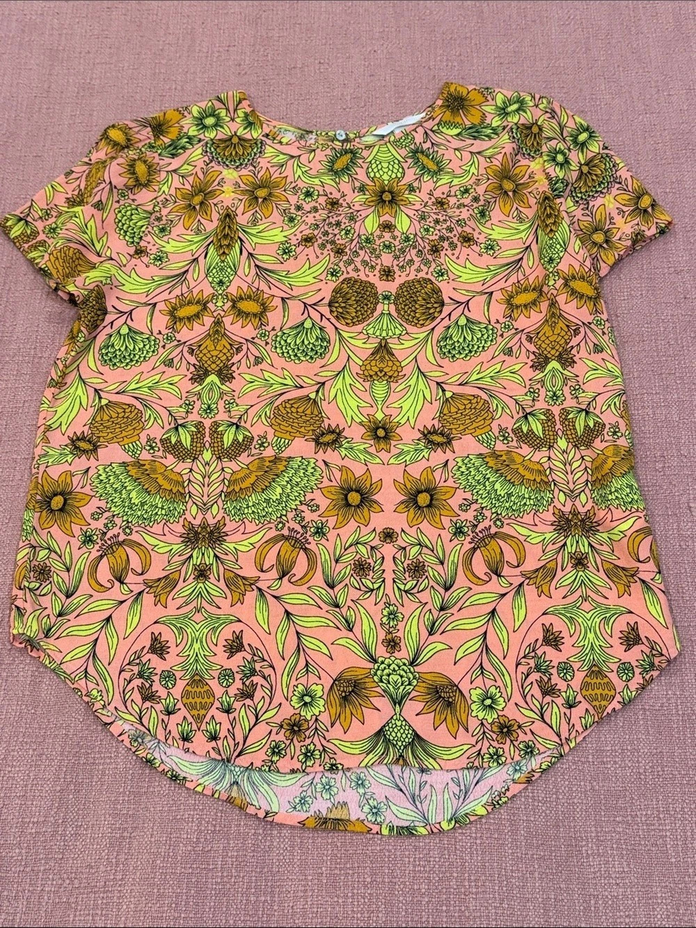 Vintage look Floral Short Sleeve Top in salmon & Green Size Medium